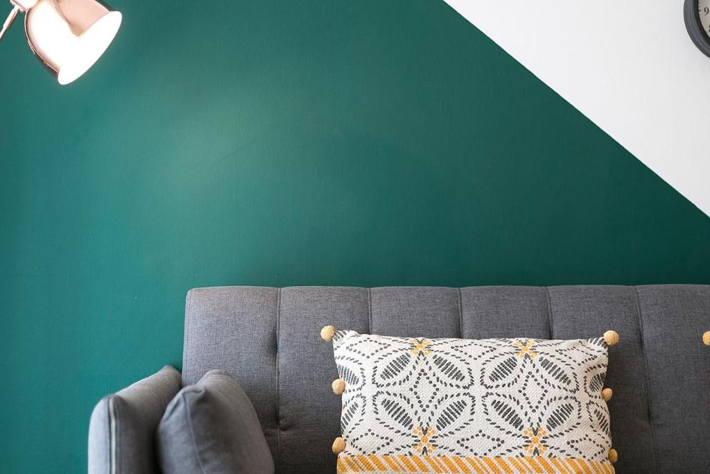 Posedenie v ubytovaní Boho Chic Apartment, Agia Sofia District #FeelsLikeHome
