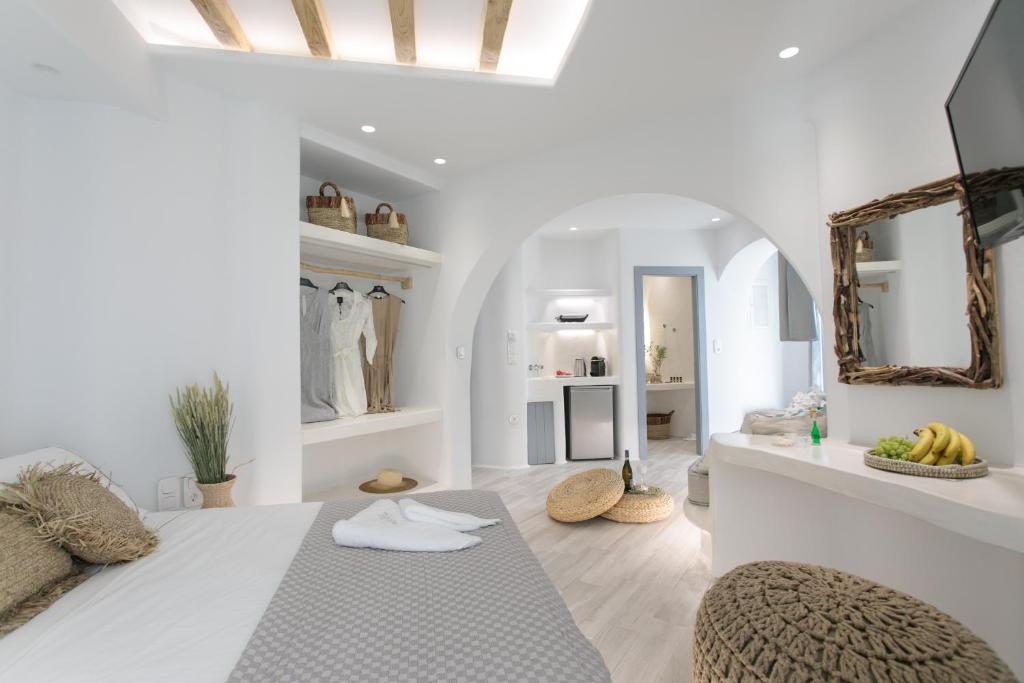 Majestique of Naxos luxury suites - 10