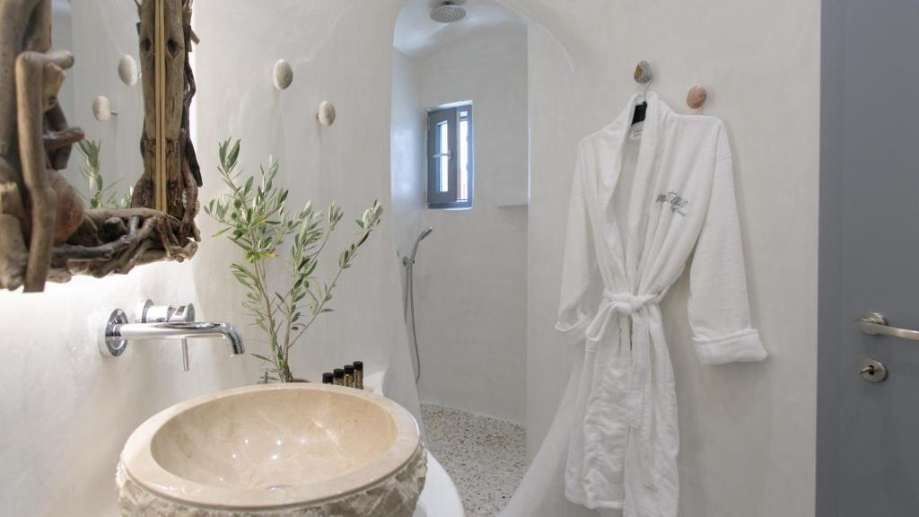 Majestique of Naxos luxury suites - 16