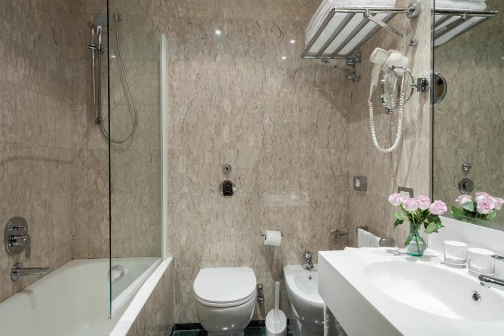 Sina De La Ville - Resim 37