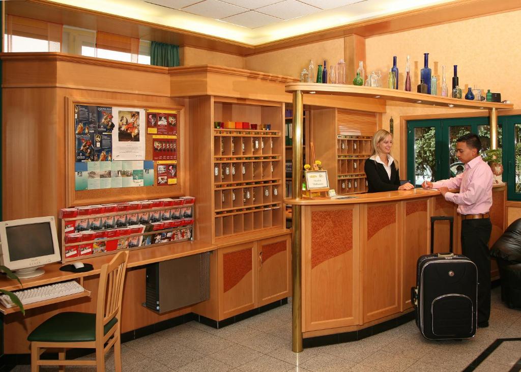 Hotel Asperner Löwe - Resim 7