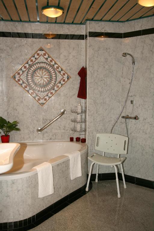 Hotel Asperner Löwe - Resim 3