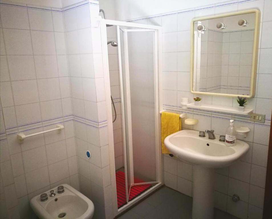 Kúpeľňa v ubytovaní CASALE "GAIA"- Relax nel VERDE con Piscina Privata Esclusiva