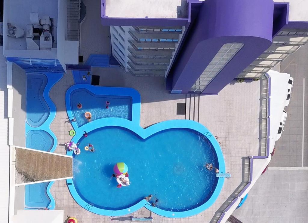 Bazén v ubytování Hotel Lois Veracruz nebo v jeho okolí