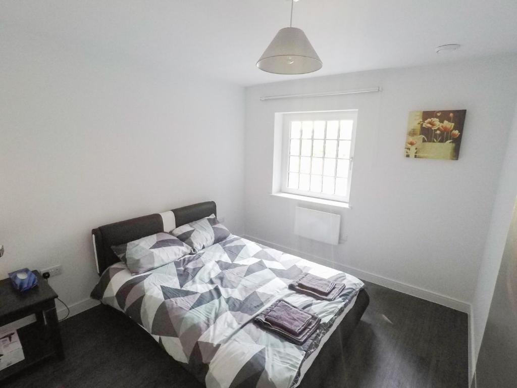 Large NEW Flat In Cardiff City Centre - Sleeps 2