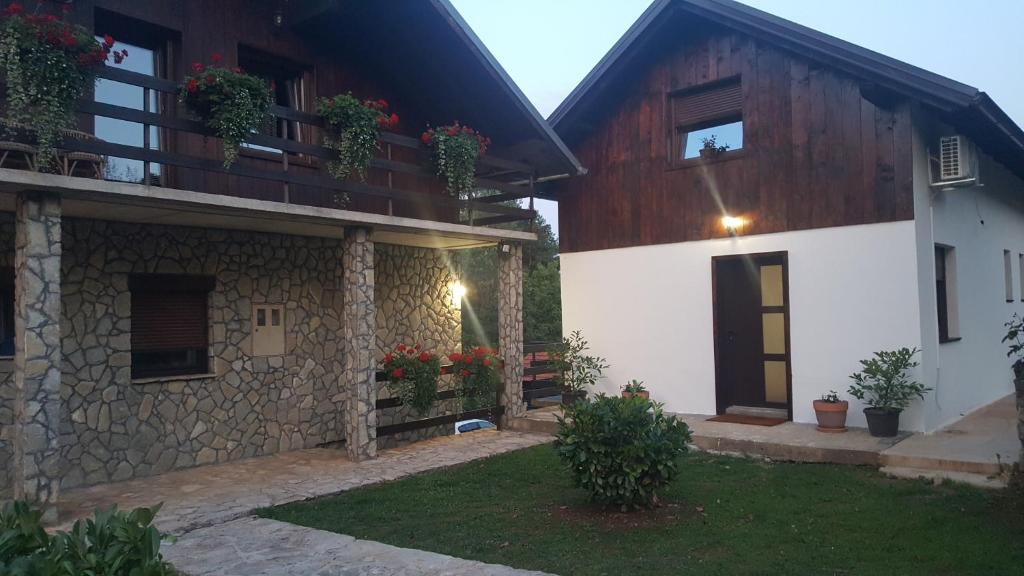 Guest House Iva - Apartment - Split Level