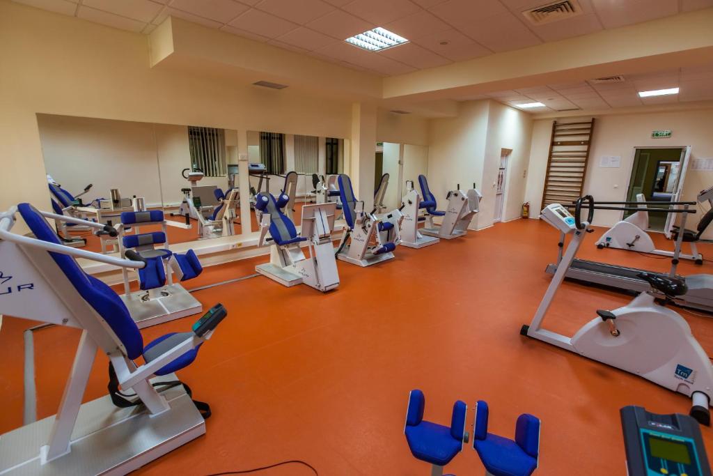 Fitness centrum a/nebo fitness zařízení v ubytování Hotel International