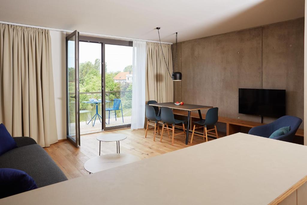 Sternen Bohlingen Aparthotel - Two-Bedroom Apartment 