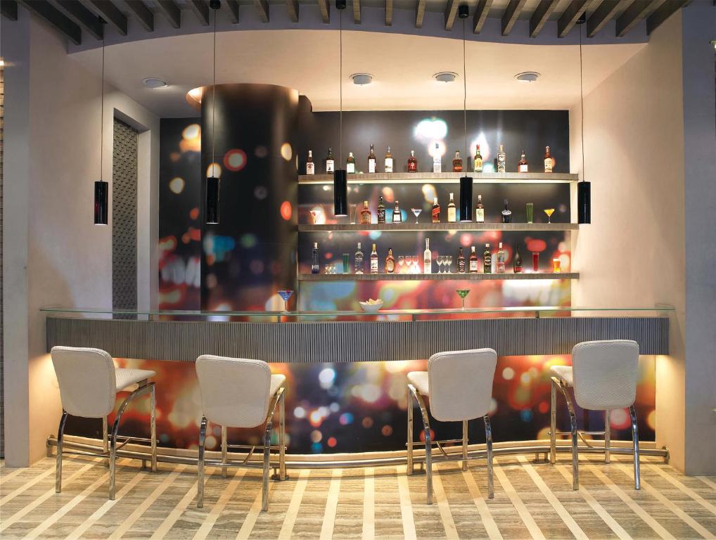 Lounge nebo bar v ubytování Mirage Hotel, Mumbai International Airport