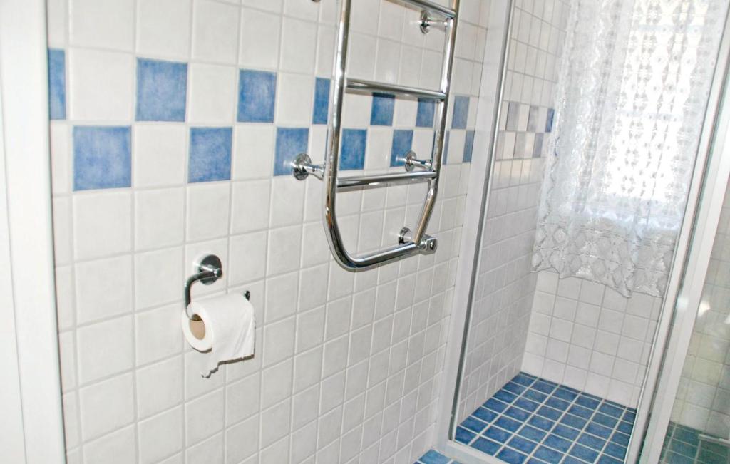 Koupelna v ubytování 2 Bedroom Lovely Home In Dals Rostock