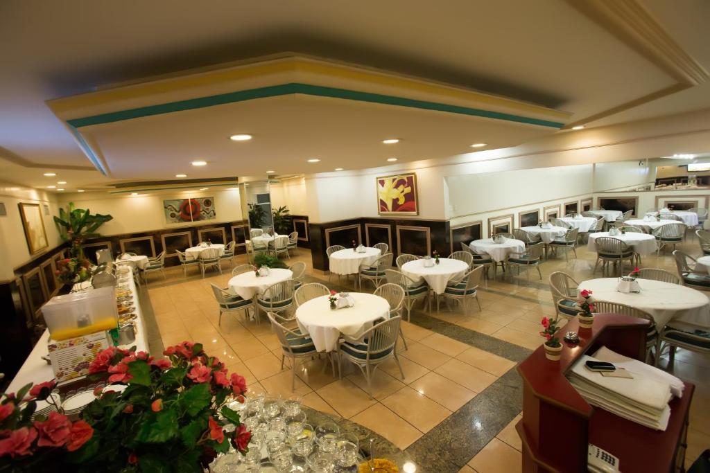  Prince Hotel