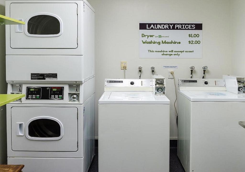 Trek Global Backpackers