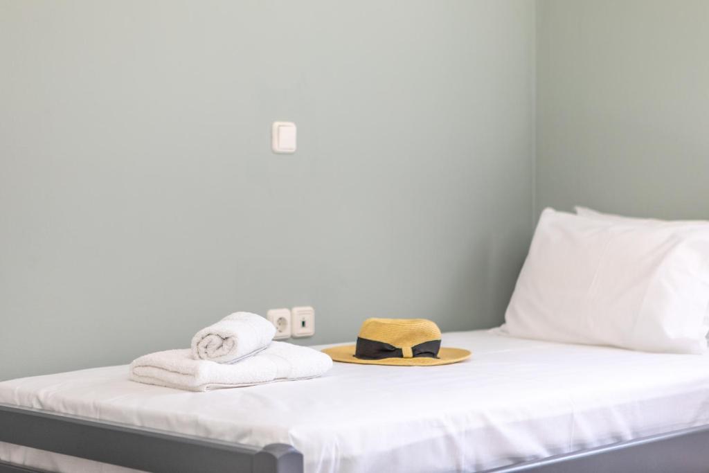 A bed or beds in a room at Naxos View