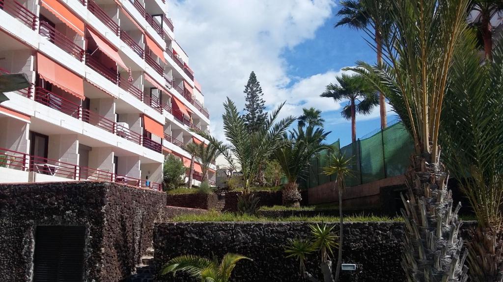 Studio in perfect location, Playa de las Americas – Updated ...