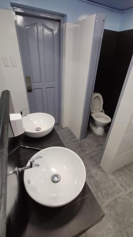 Un baño de Nomad's Hub - Best Value Co-living Hostel