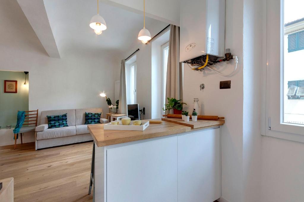 Kuchyňa alebo kuchynka v ubytovaní Scala Apartment by Mamo Florence