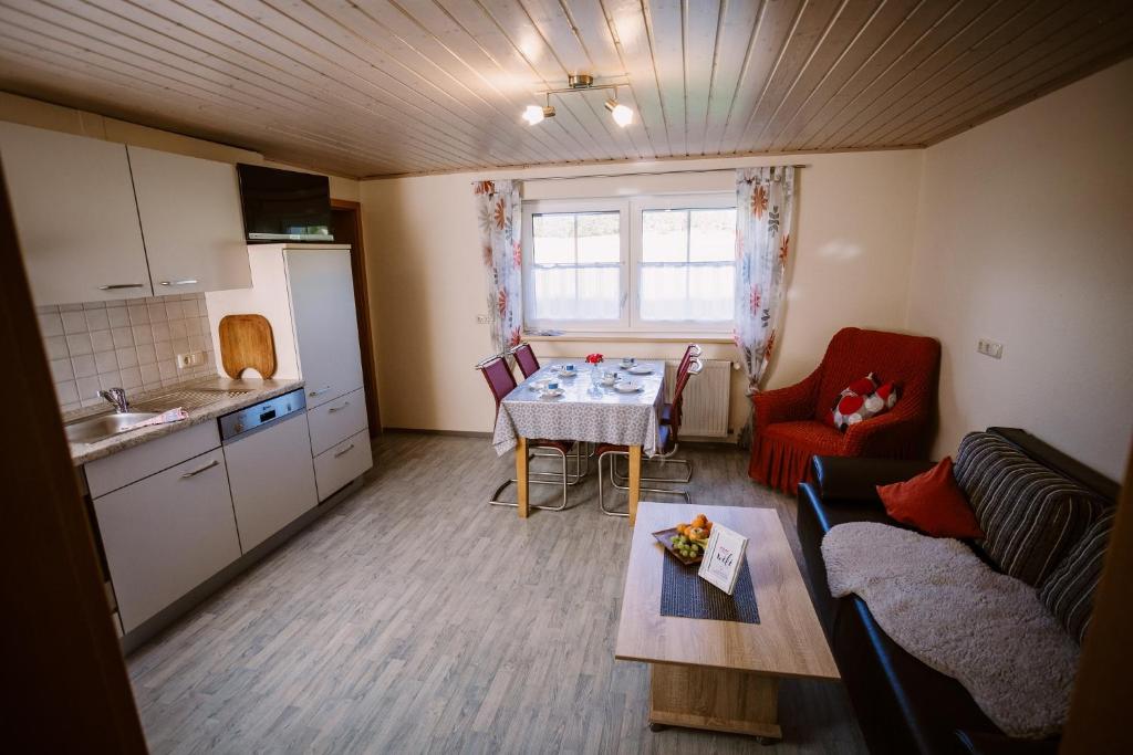 Stixenhof - Ferienwohnung Heidi Nehmeier - Apartamento