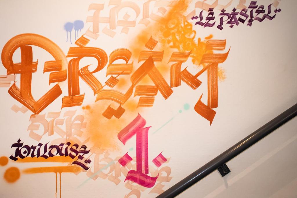 Hôtel le Pastel - Resim 8