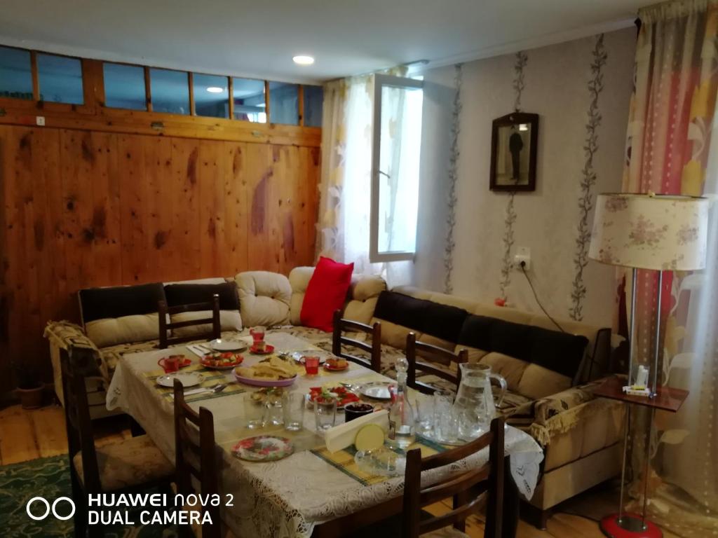 Posezení v ubytování Nora's guesthouse