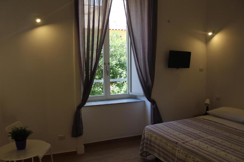 Casa Laura Oliva Mancini - Family Room With Private Bathroom