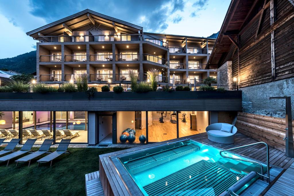 Bazén v ubytování Hotel Das Stachelburg nebo v jeho okolí