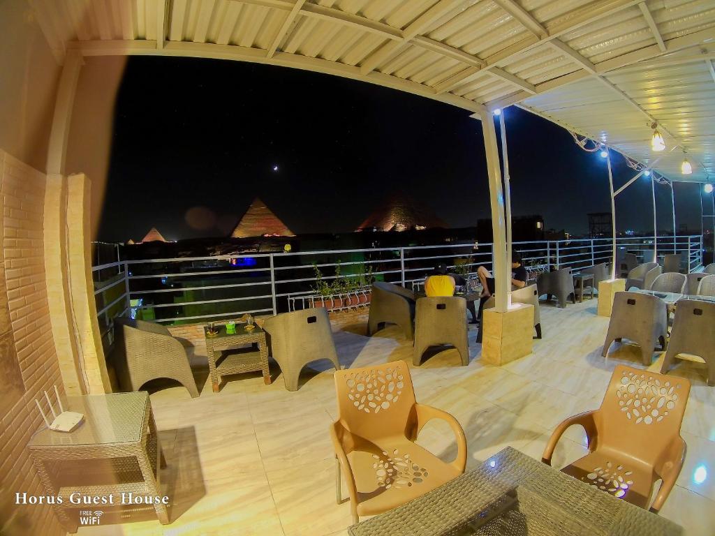 Balkón nebo terasa v ubytování Horus Guest House Pyramids View