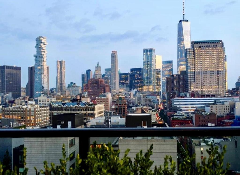 Nespecifikovaný výhled na destinaci New York nebo výhled na město při pohledu z hotelu