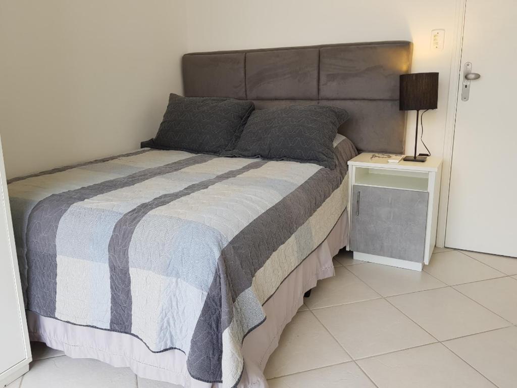  Apartament with AC half block away from the beach