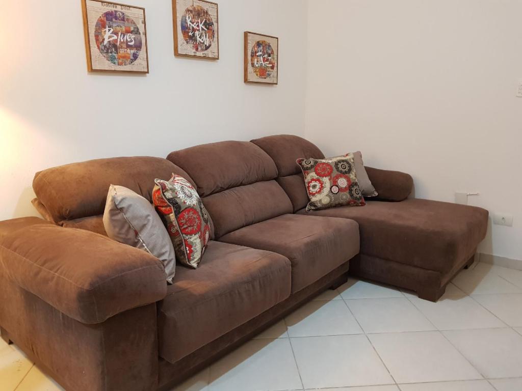  Apartament with AC half block away from the beach
