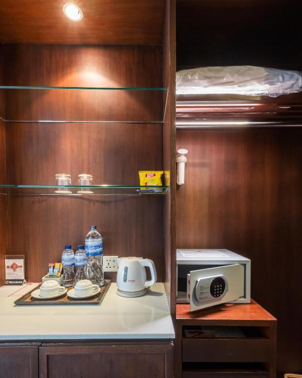 Zenith Sukhumvit Hotel - Resim 45