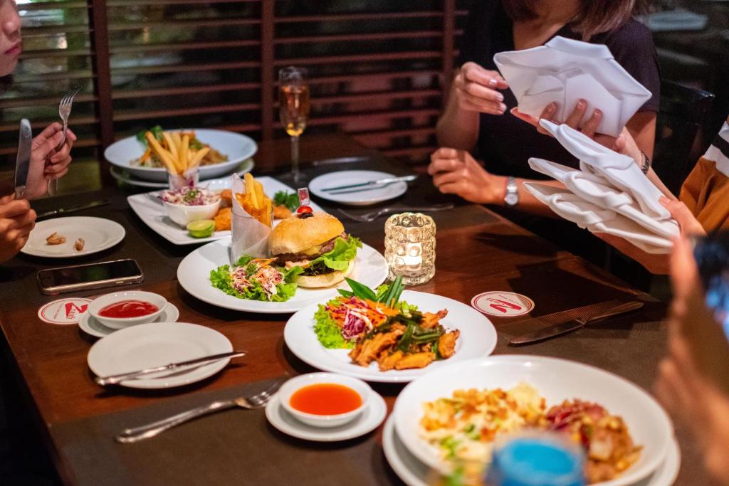 Zenith Sukhumvit Hotel - Resim 22