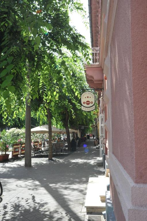 Fotografie z fotogalerie ubytování Piros Arany Panzió Kalocsa v destinaci Kalocsa