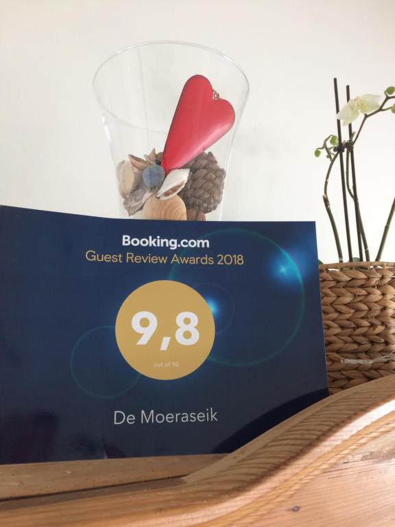 Certifikát, hodnocení, plakát nebo jiný dokument vystavený v ubytování De Moeraseik