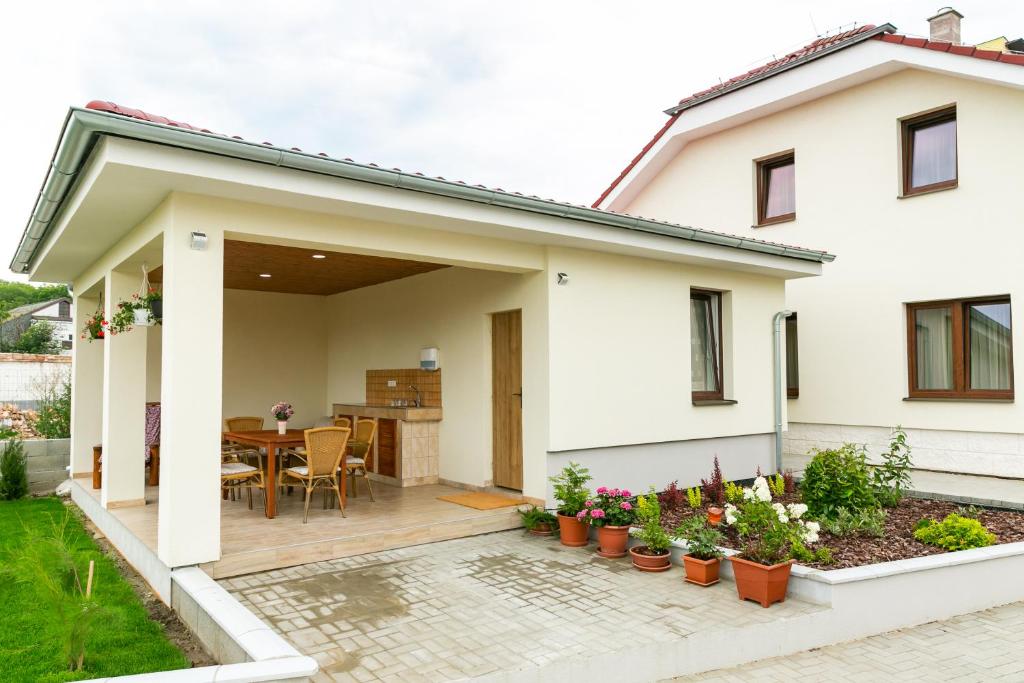 Budova, kde se bed and breakfast nachází