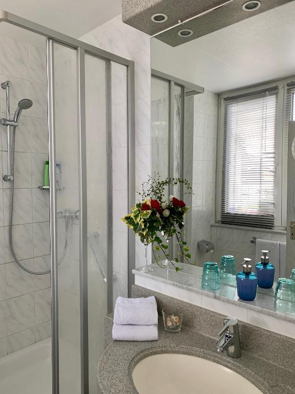 Art Hotel Köln - Resim 3