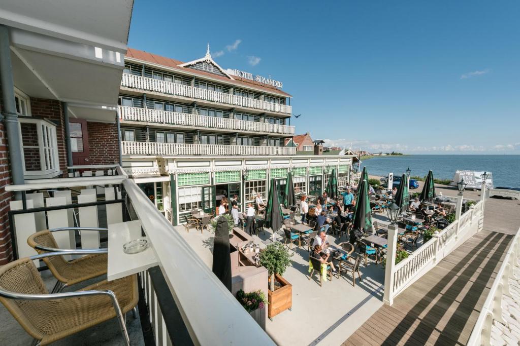 Nespecifikovaný výhled na moře nebo výhled na moře při pohledu z hotelu