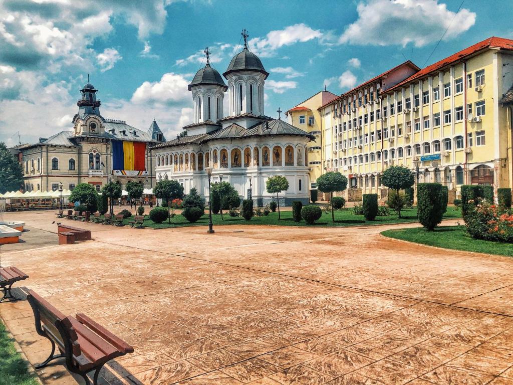 Gallery image of Studio Central in Târgu Jiu