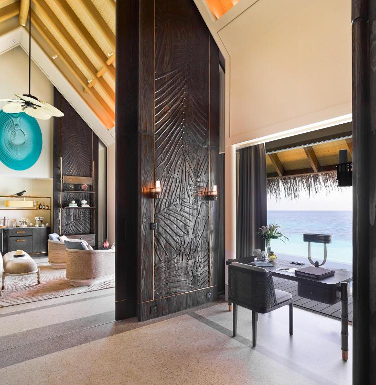 10 Hoteles de lujo y exclusivos en las Maldivas 213316477