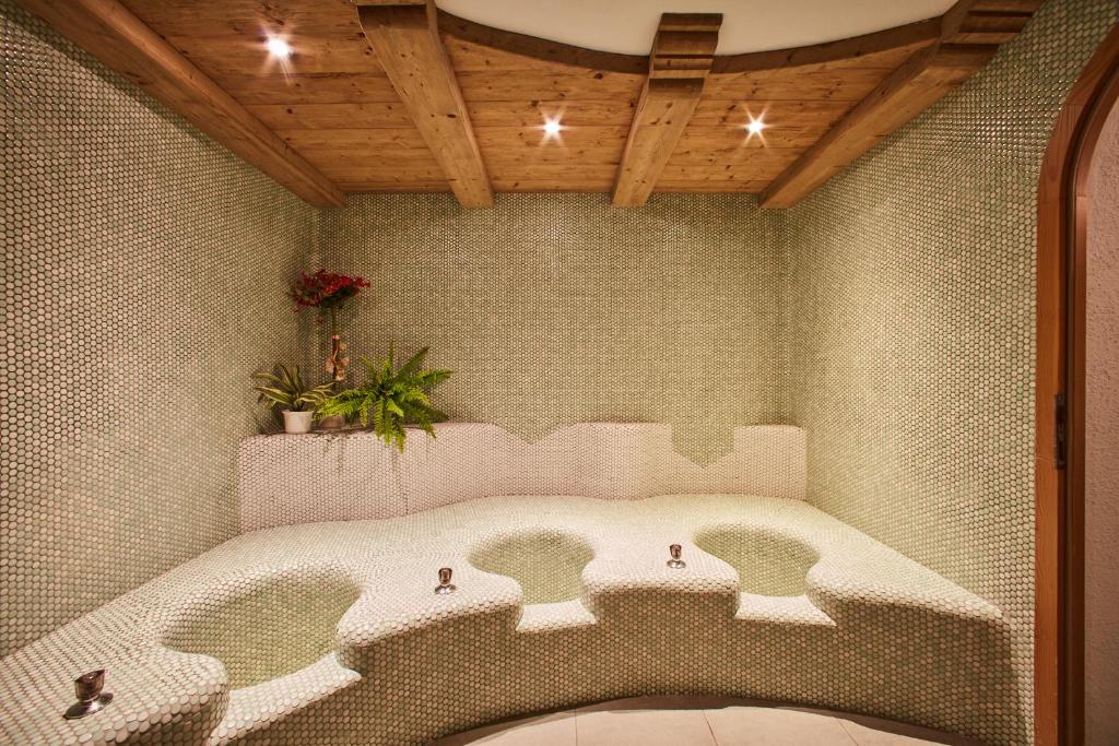 Koupelna v ubytování Hotel Brennerspitz