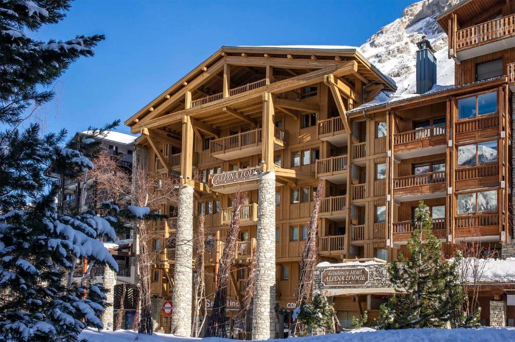 
Madame Vacances Résidence Alpina Lodge in de winter
