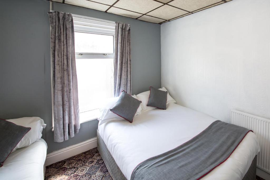 MyRoomz Silver Strand Hotel - Resim 21