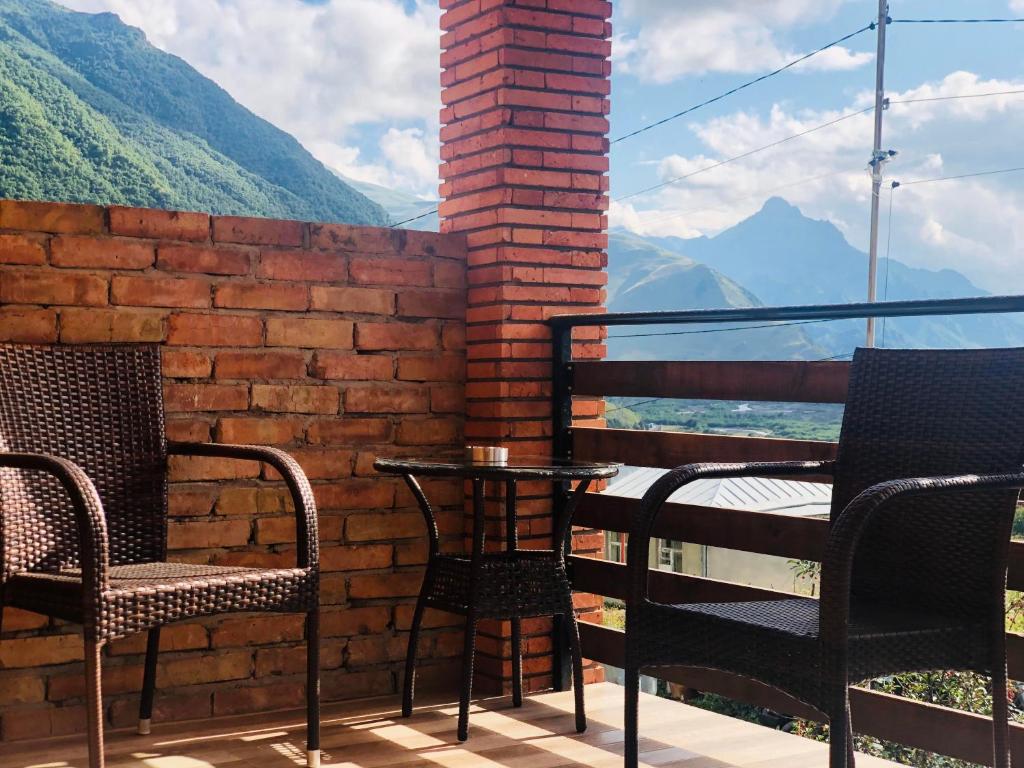 Üldine mäevaade või majutusasutusest Paradise Kazbegi pildistatud vaade