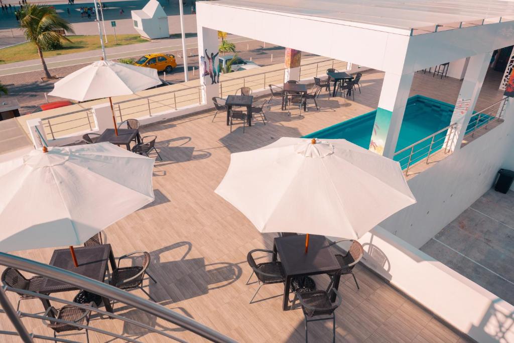 Bazén v ubytování Hotel Casa Arnaldo "Esmeraldas" nebo v jeho okolí