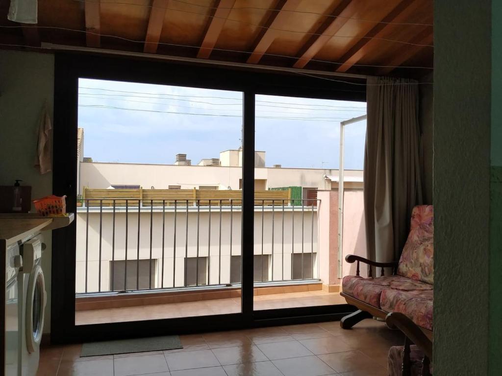 Casa cèntrica a La Bisbal d'Empordà - Huis Met Drie Slaapkamers