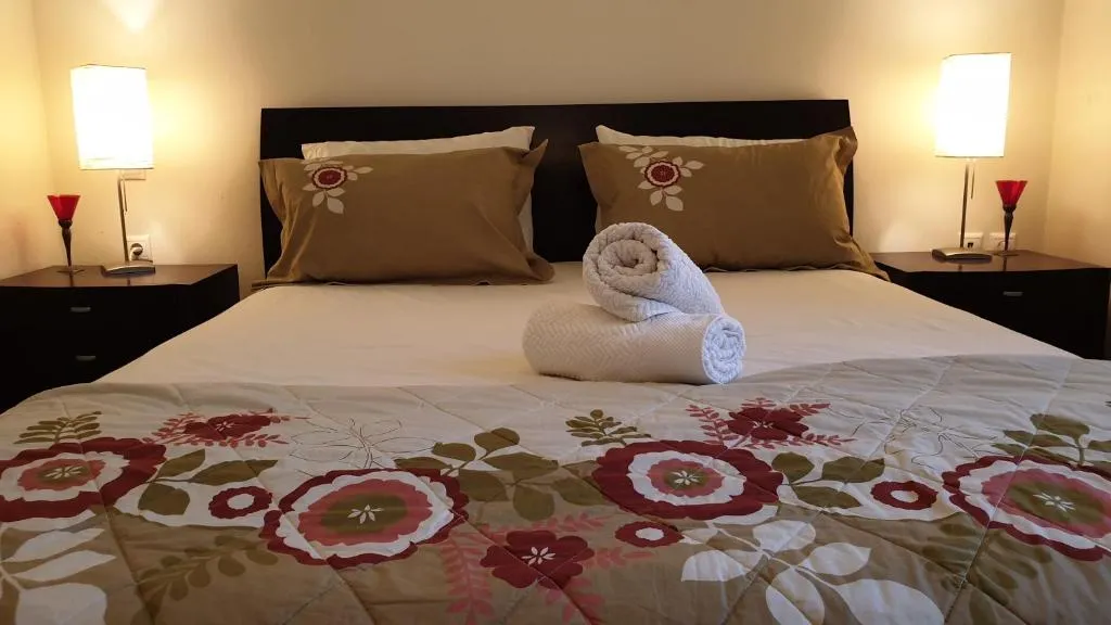 A Peaceful and relaxing Apt,fast metro access, Athens, Greece