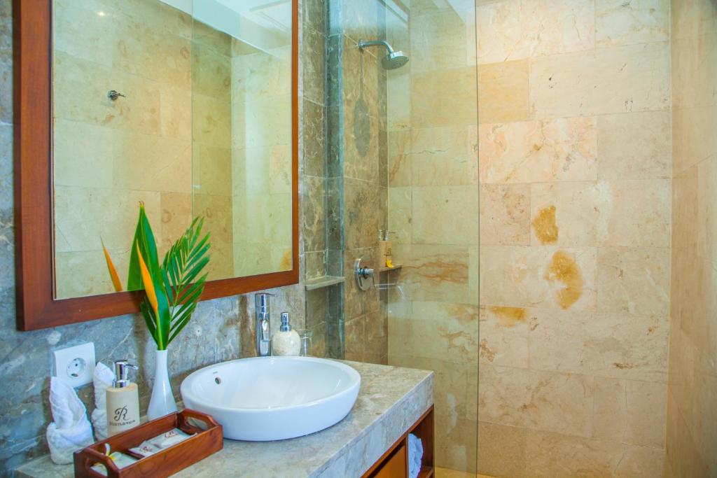 Rajavilla Lombok Resort - Seaside Serenity - 8