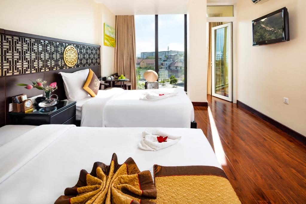 Thanh Lich Royal Boutique - 6