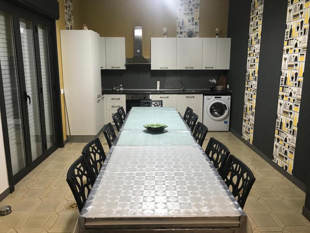 Kuchnia lub aneks kuchenny w obiekcie Villa Vacanze Giuseppe