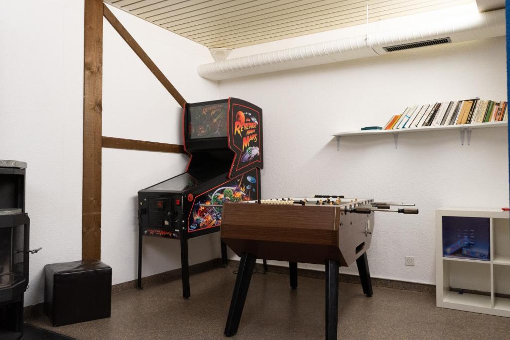 TV a/nebo společenská místnost v ubytování Mont-Fort Swiss Lodge
