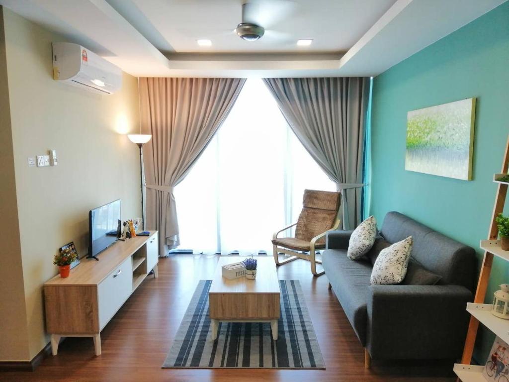 Apartment 3br Jazz Suites Vivacity Megamall Kuching Malaysia Booking Com